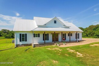 159 Lipford Ln, Humboldt, TN 38343