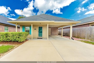 123 Sea Blue Ln, Gray, LA 70359