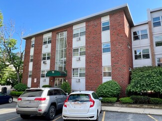 15 Commonwealth Ct Unit 14, Brighton, MA 02135