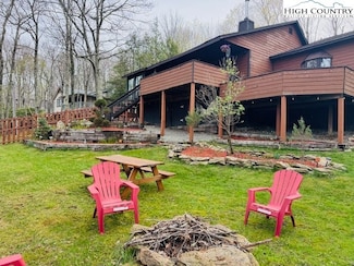 111 Wintergreen Way Rd, Beech Mountain, NC 28604