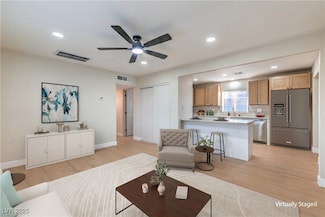 143 Ivy St, Henderson, NV 89015