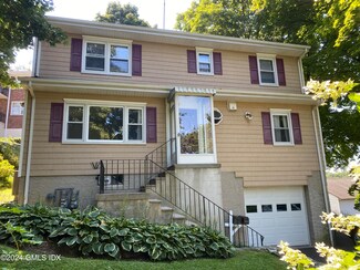 1 Green Ln, Greenwich, CT 06831