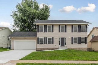 21111 Schofield Dr, Gretna, NE 68028