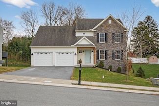 6 Woodlyn Ct, Lancaster, PA 17602