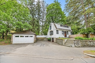 11 N Hancock St, Lexington, MA 02420