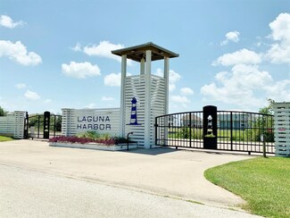 2021 Laguna Harbor Cove Blvd, Bolivar Peninsula, TX 77650