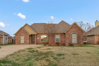 4021 Elizabeth Ln, Benton, LA 71006