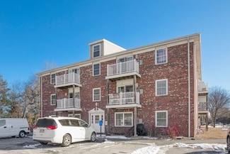 16 Woodman Way Unit 16, Newburyport, MA 01950