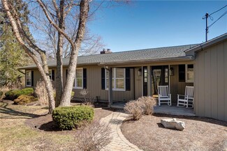 2138 W Lake Rd, Skaneateles, NY 13152