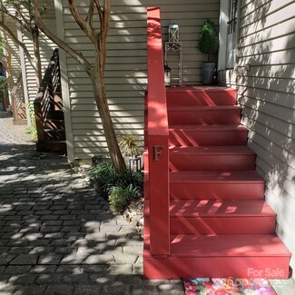 415 W 7th St Unit F, Charlotte, NC 28202