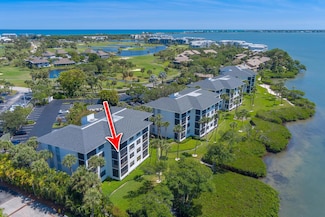 390 NE Edgewater Dr Unit 302, Stuart, FL 34996