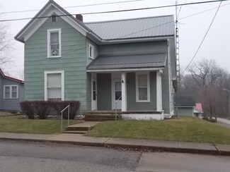 102 E Branson St, La Fontaine, IN 46940