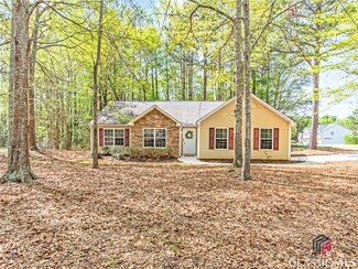 1402 Raymonds Rd, Monroe, GA 30656