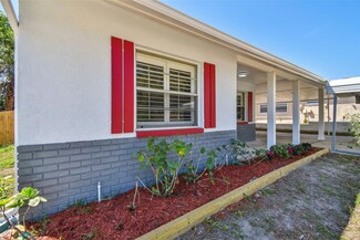 616 Pent St, Tarpon Springs, FL 34689