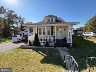 2040 Northeast Ave, Halethorpe, MD 21227