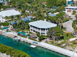 258 W Seaview Cir, Marathon, FL 33050