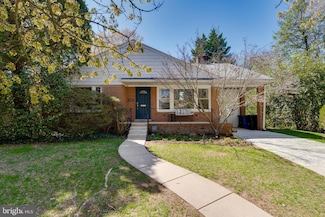 9416 Holland Ct, Bethesda, MD 20814
