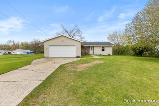 202 Bricker St, Belding, MI 48809