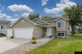 113 Olympic Ct, Mankato, MN 56001