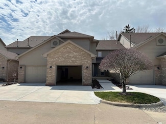 25540 Waterview Dr, Harrison Township, MI 48045