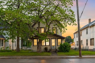 2538 University Ave NE, Minneapolis, MN 55418