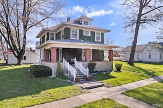 209 N Oakland St, Colfax, IN 46035