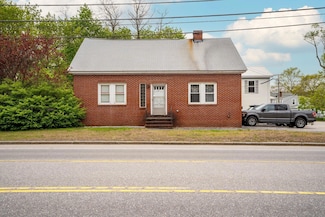470 Elm St, Biddeford, ME 04005