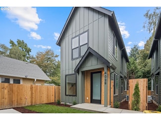 4029 SE Tibbetts St, Portland, OR 97202