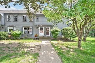 1 Abbott Rd Unit 206, Ellington, CT 06029