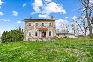 1594 W Dayton Yellow Springs Rd, Fairborn, OH 45324