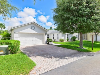 4763 NW 14th Dr, Coconut Creek, FL 33063