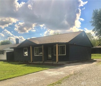 321 Stratmore St, New Carlisle, OH 45344