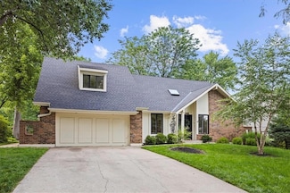 11450 Craig St, Overland Park, KS 66210