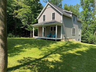 53 Oliver Howe Ct, Shoreham, VT 05770