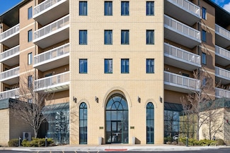 1500 S Ardmore Ave Unit 408, Villa Park, IL 60181