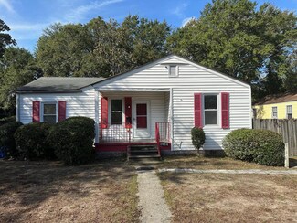 2614 Wye Ln, North Charleston, SC 29405