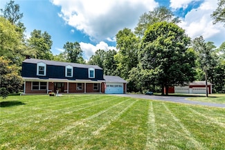 1711 Mcclellan Rd, Xenia, OH 45385