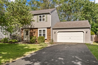 1420 Marie St, Saint Charles, IL 60174