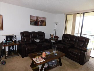 8005 SW 107 Ave Unit 209, Unincorporated Dade County, FL 33173