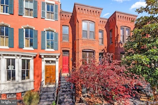 812 E St SE, Washington, DC 20003