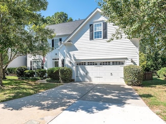 6211 Rosebriar Ln, Charlotte, NC 28277