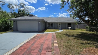 34 Emerson Dr NW, Palm Bay, FL 32907