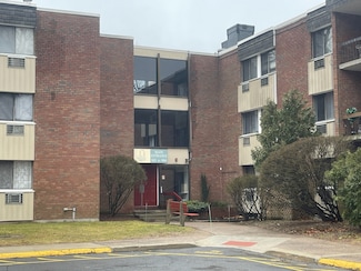 963 High Path Rd Unit 963, Windsor, CT 06095