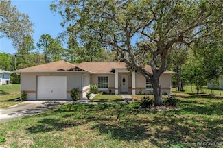 67 N Fitzpatrick Ave, Inverness, FL 34453