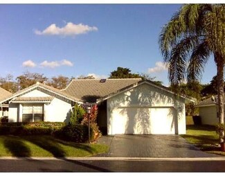 5447 Pine Cir, Coral Springs, FL 33067