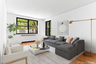 222 E 35th St Unit 2F, New York, NY 10016