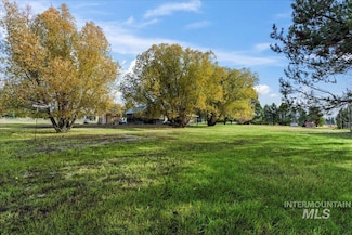 13076 Hill House Loop, Donnelly, ID 83615