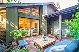 715 E Ranch Rd, Sacramento, CA 95825