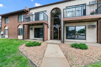 7300 York Ave S Unit 1083, Edina, MN 55435