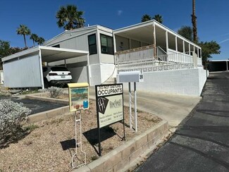 39 Country Club Dr, Palm Desert, CA 92260